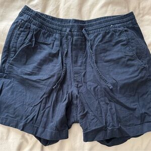 Abercrombie & Fitch 6”